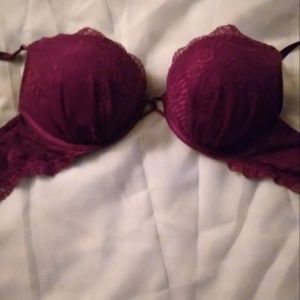 Victoria Secrets Padded pushup Purple ,Bra size 36B